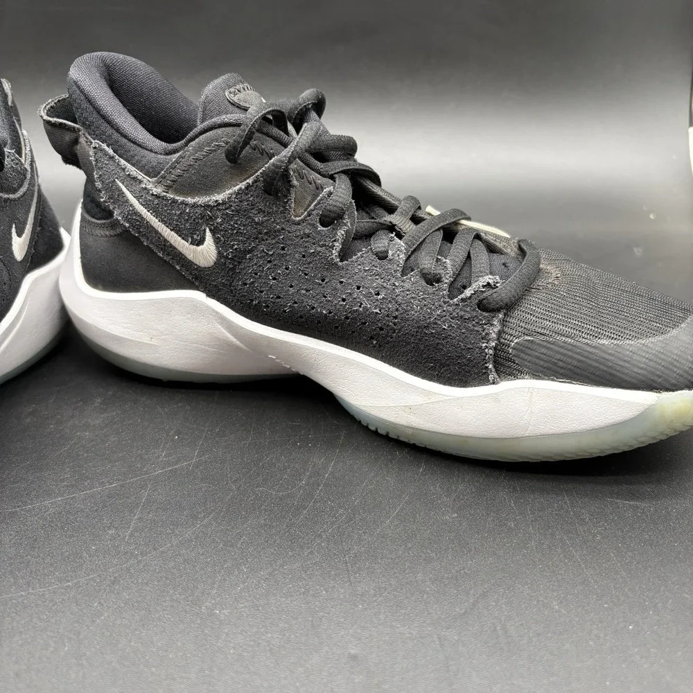 Nike Zoom Freak 2 Giannis Youth Size 4.5 Black White‎ Basketball Shoes CN8574